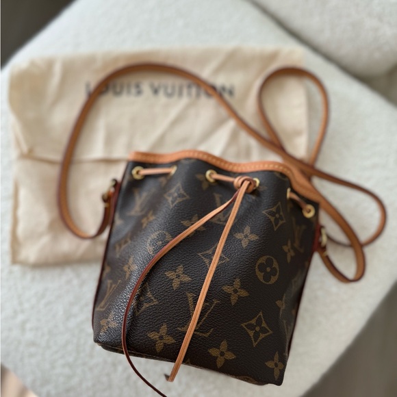 Nano Noe Louis Vuitton bag - Picture 9 of 11